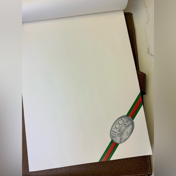 GUCCI PLUS RARE 1980s Leather Agenda w/original paper notepad. - Picture 8 of 13